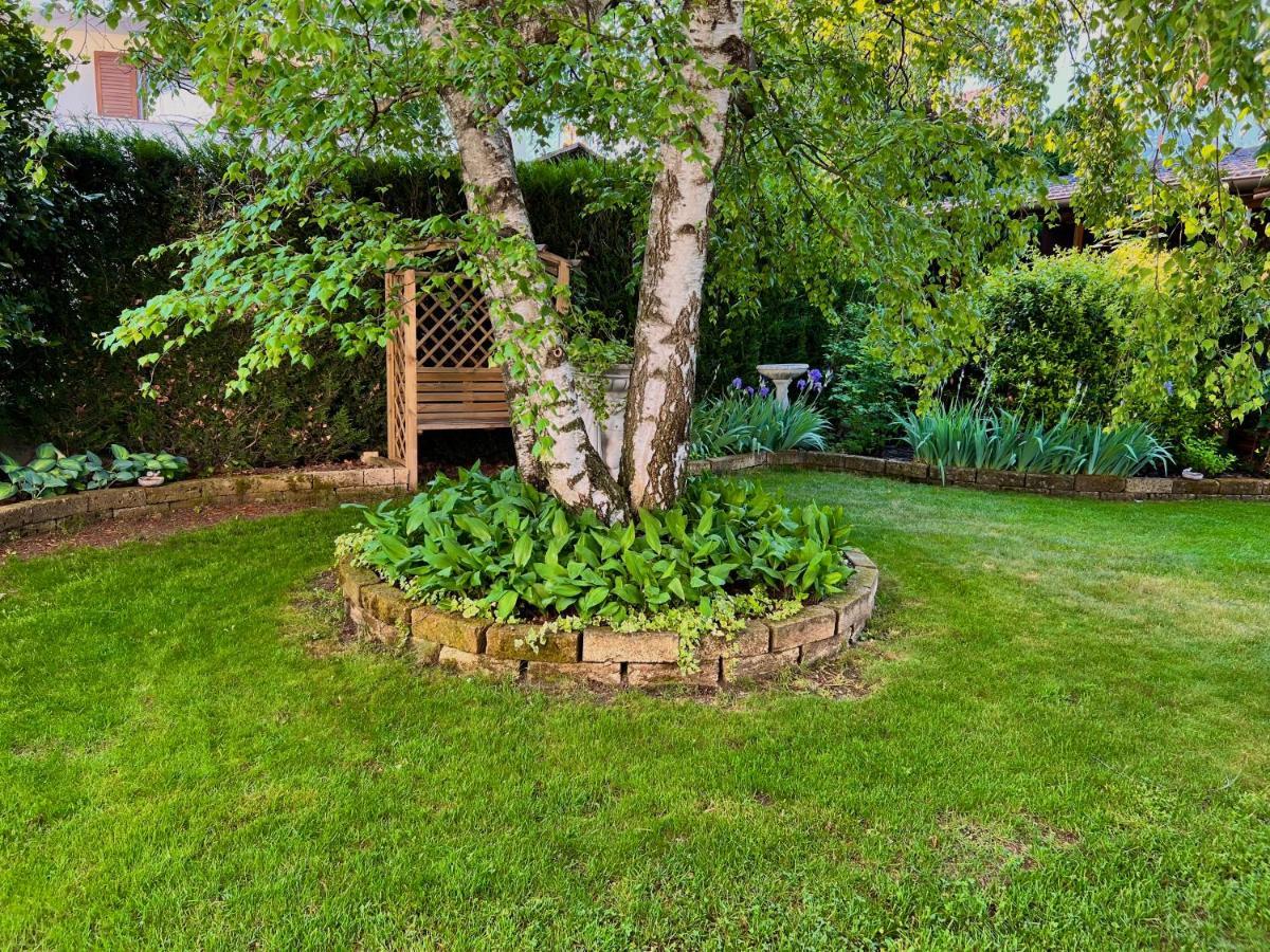 La Finestra Sul Giardino - B&B Cavedine Exterior foto